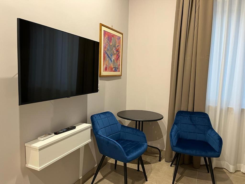 Avio Suite Naples Exterior photo