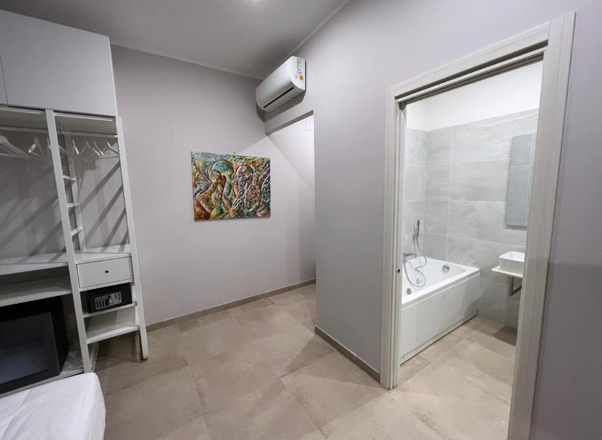 Avio Suite Naples Exterior photo